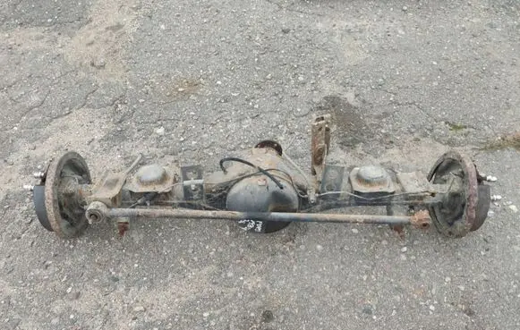 Ford Maverick Rear axle beam with reductor 