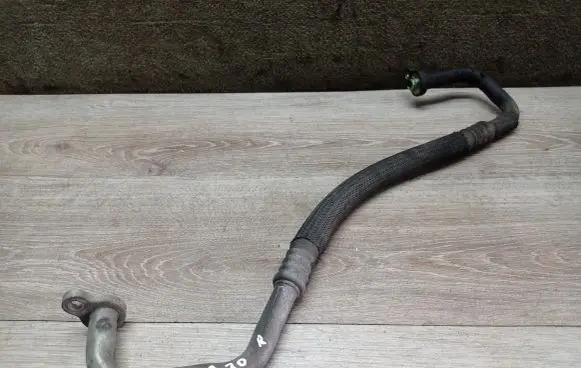 Volvo C30 Air conditioning (A/C) pipe/hose