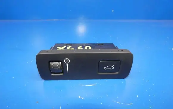 Volvo XC40 Tailgate opening switch 31443873 T19370152603 19W373