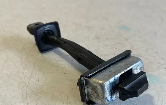 BMW X3 F25 Front door check strap stopper 7205572