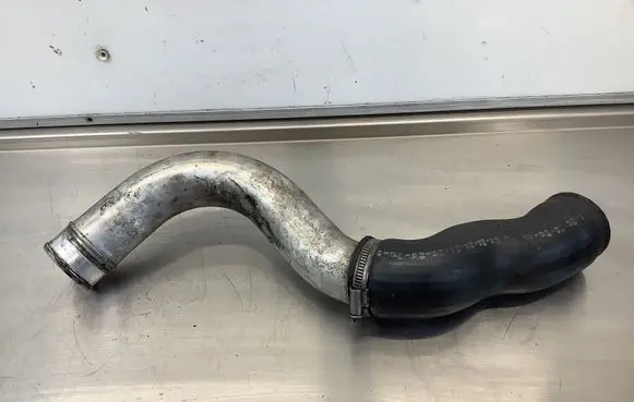 BMW 7 E38 Intercooler hose/pipe 