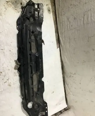 BMW 5 E60 E61 Radiator support slam panel 7033741