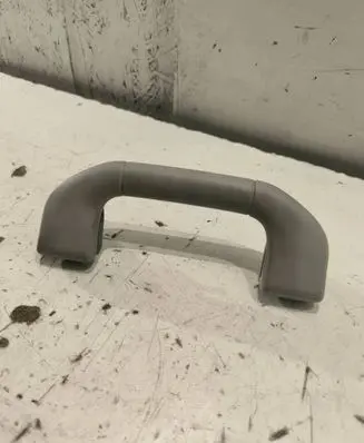 Mercedes-Benz E W212 Front interior roof grab handle A2048100051