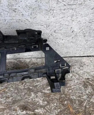 Opel Mokka B Front bumper support beam 9835215080