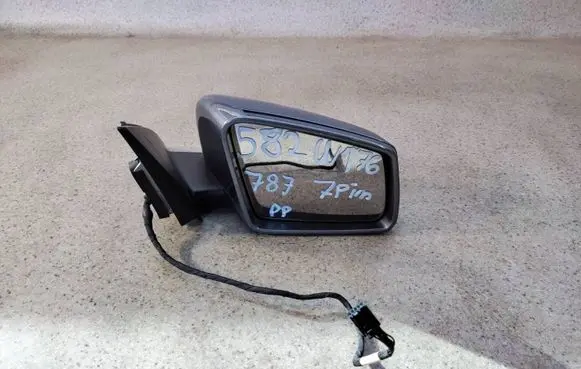 Mercedes-Benz A W176 Front door electric wing mirror 