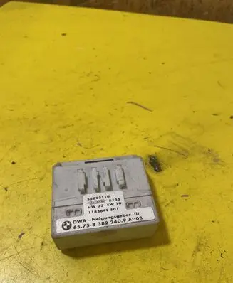 BMW 7 E65 E66 Comfort/convenience module 8382240