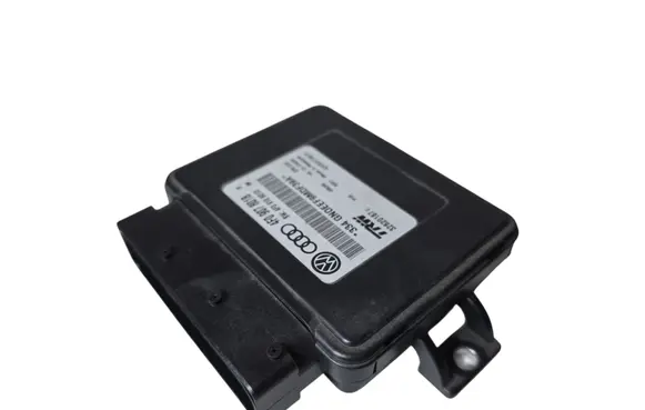 Audi A6 S6 C6 4F Hand brake control module 4F0907801B