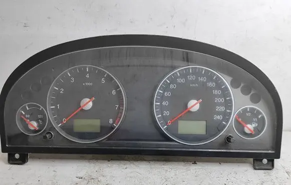 Ford Mondeo Mk III Speedometer (instrument cluster) 3S7T10849 3S7F10841
