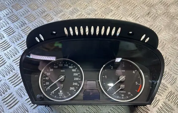 BMW 5 E60 E61 Speedometer (instrument cluster) 9177261