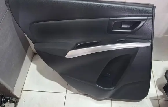 Suzuki SX4 S-Cross Rear door card panel trim