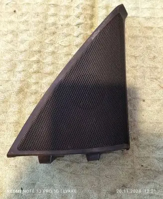 Mercedes-Benz C W204 Other front door trim element A2047270290