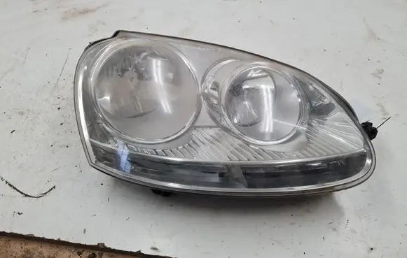 Volkswagen Golf V Headlight/headlamp