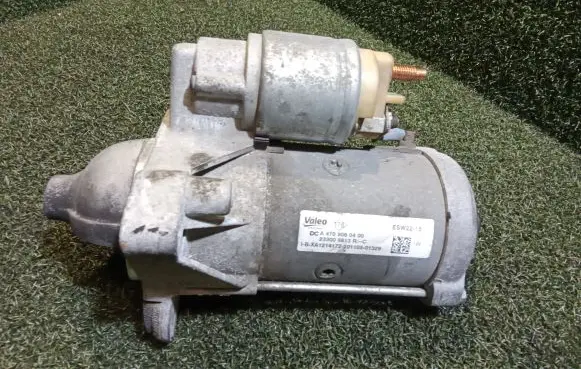 Renault Master III Starter motor 233009813R A4709060400