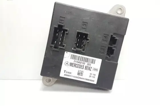 Mercedes-Benz E W211 Comfort/convenience module 2115452132