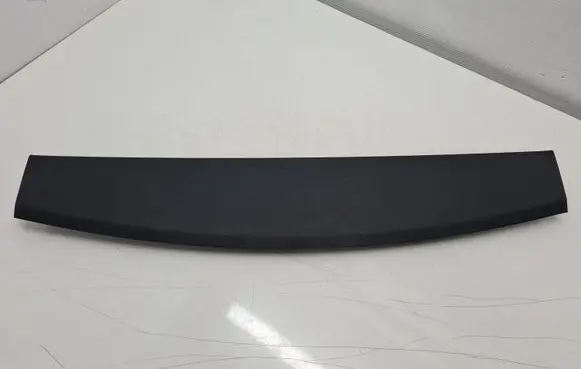 Hyundai Santa Fe Tailgate trim 817602W500