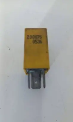 Opel Zafira A Other relay 24433728