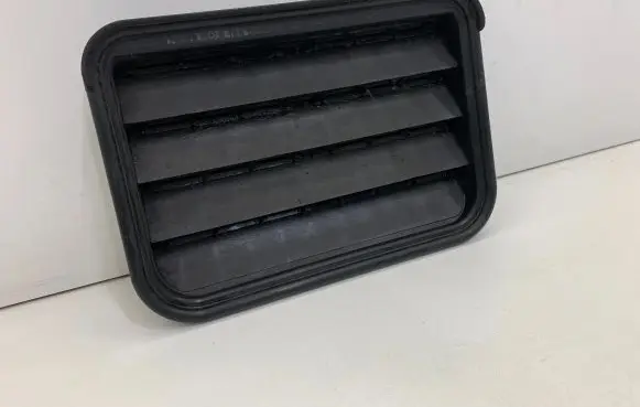 Mercedes-Benz S W221 Fender grill A1648300042