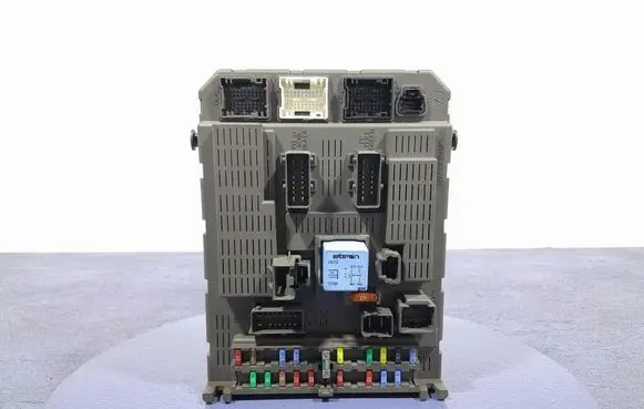 Peugeot 807 Fuse box set 1400310480