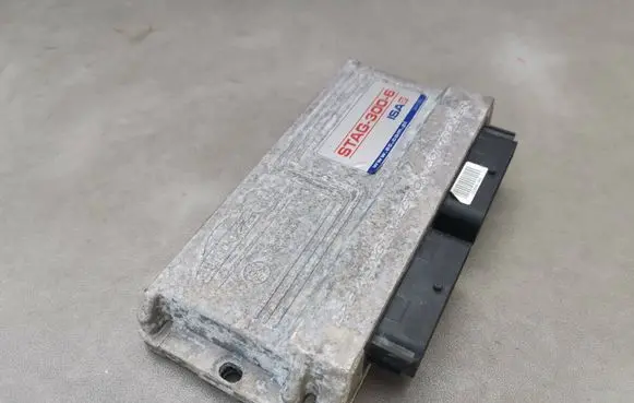 Audi A6 S6 C4 4A LP gas control unit module STAG3006
