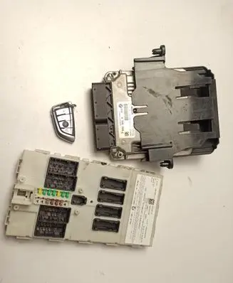 BMW X5 F15 Engine ECU kit and lock set 9387233 6135938723301 0281031958