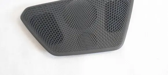 BMW 4 G22 G23 G24 G26 Dash center speaker trim cover 9621896
