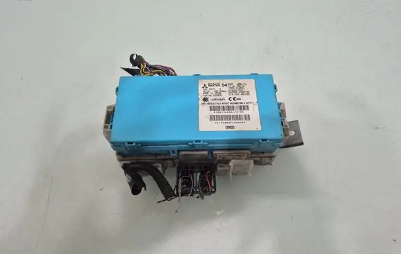 Mitsubishi Pajero Fuse module 8637A454