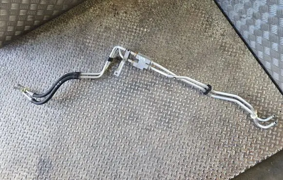 Dodge Challenger Gearbox oil cooler pipe/hose 52014762AA