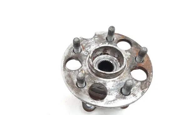 Lexus RX 330 - 350 - 400H Rear wheel hub
