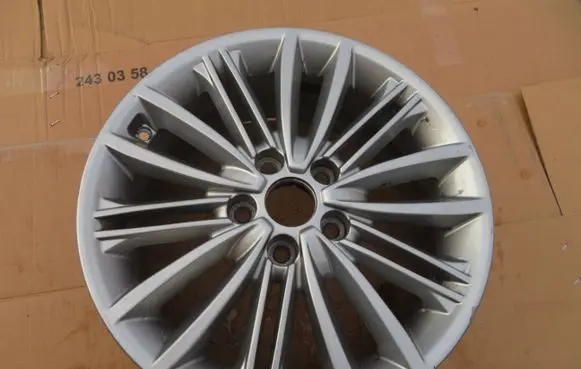Hyundai Kona I R17 alloy rim 52910J9200