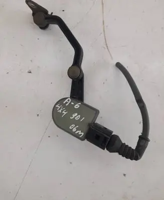 Audi A6 S6 C6 4F Front height sensor lever 1t0907503