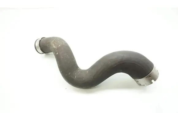 BMW 3 E90 E91 Intercooler hose/pipe 8513284