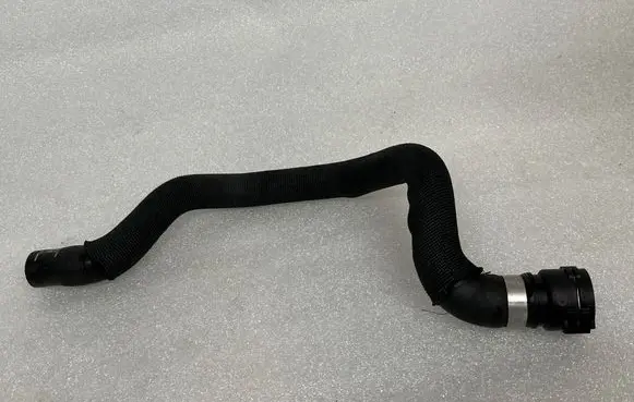 Audi A6 S6 C6 4F Engine coolant pipe/hose 4F0121109j