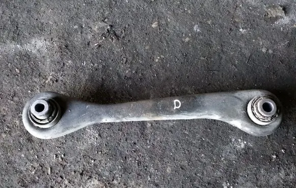 Volkswagen Golf V Rear upper control arm/wishbone