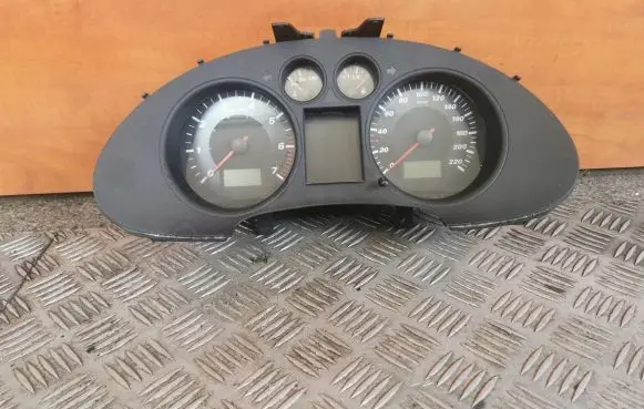 Seat Ibiza III (6L) Speedometer (instrument cluster) 6L0920801