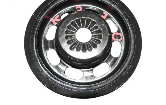 Volkswagen Golf VIII Crankshaft pulley 05E105243H