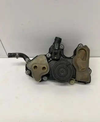 Volkswagen Golf VIII Oil breather separator 06Q103495B 06Q638A