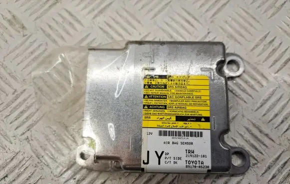 Toyota Avensis T270 Airbag control unit/module 8917005230 219122101