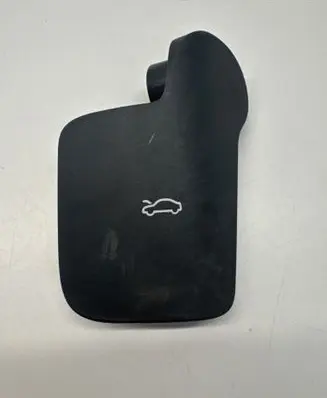 Audi Q7 4M Engine bonnet (hood) release handle 4M1823533