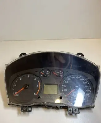 Ford Transit Speedometer (instrument cluster) 21678068