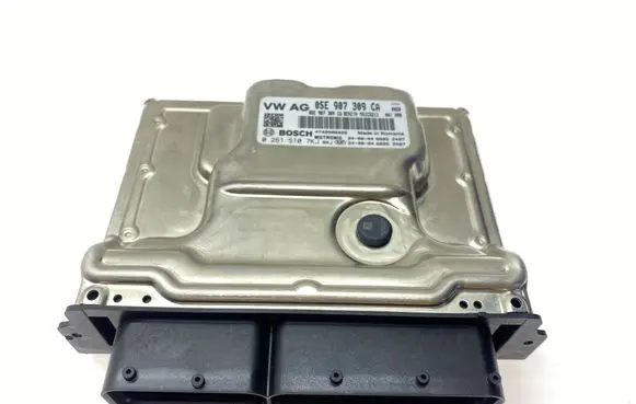 Volkswagen Golf VIII Engine control unit/module 05E907309CA 0261S107XJ