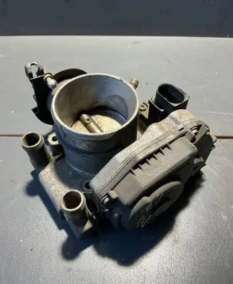 Audi A4 S4 B6 8E 8H Throttle valve 058133063h