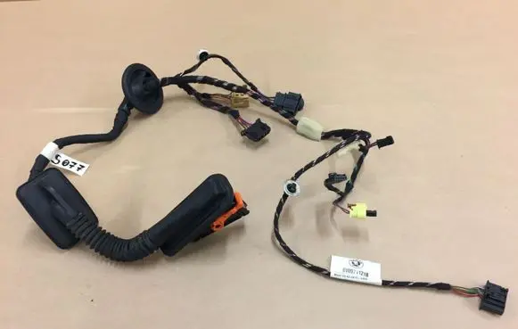 Skoda Fabia Mk3 (NJ) Front door wiring loom 6V0971121B