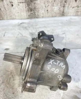 Nissan X-Trail T31 Gearbox transfer box case 