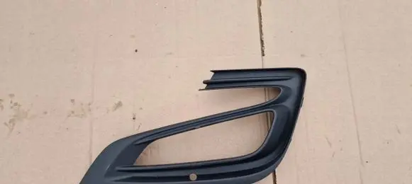 Opel Mokka X Front fog light trim/grill 42491764