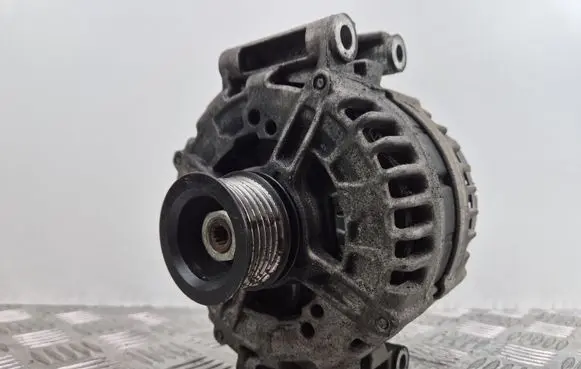 Mercedes-Benz E W212 Generator/alternator 0121715114