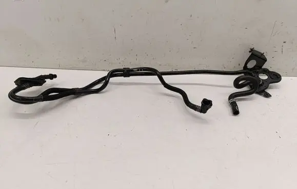 Volvo XC90 Engine coolant pipe/hose 31686543