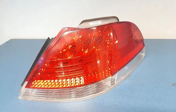 BMW 7 E65 E66 Rear/tail lights 325022R