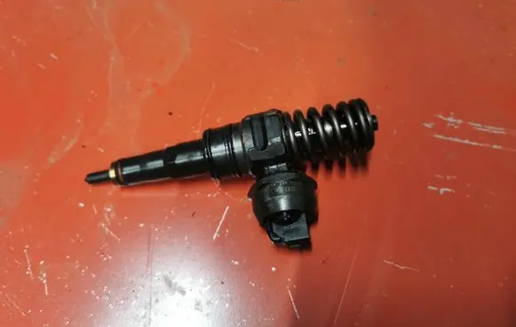 Ford Galaxy Fuel injector 038130023AK