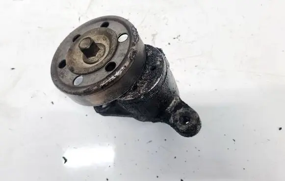 Toyota Avensis Verso Generator/alternator belt tensioner 