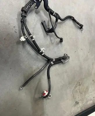 Positive cable (battery)
